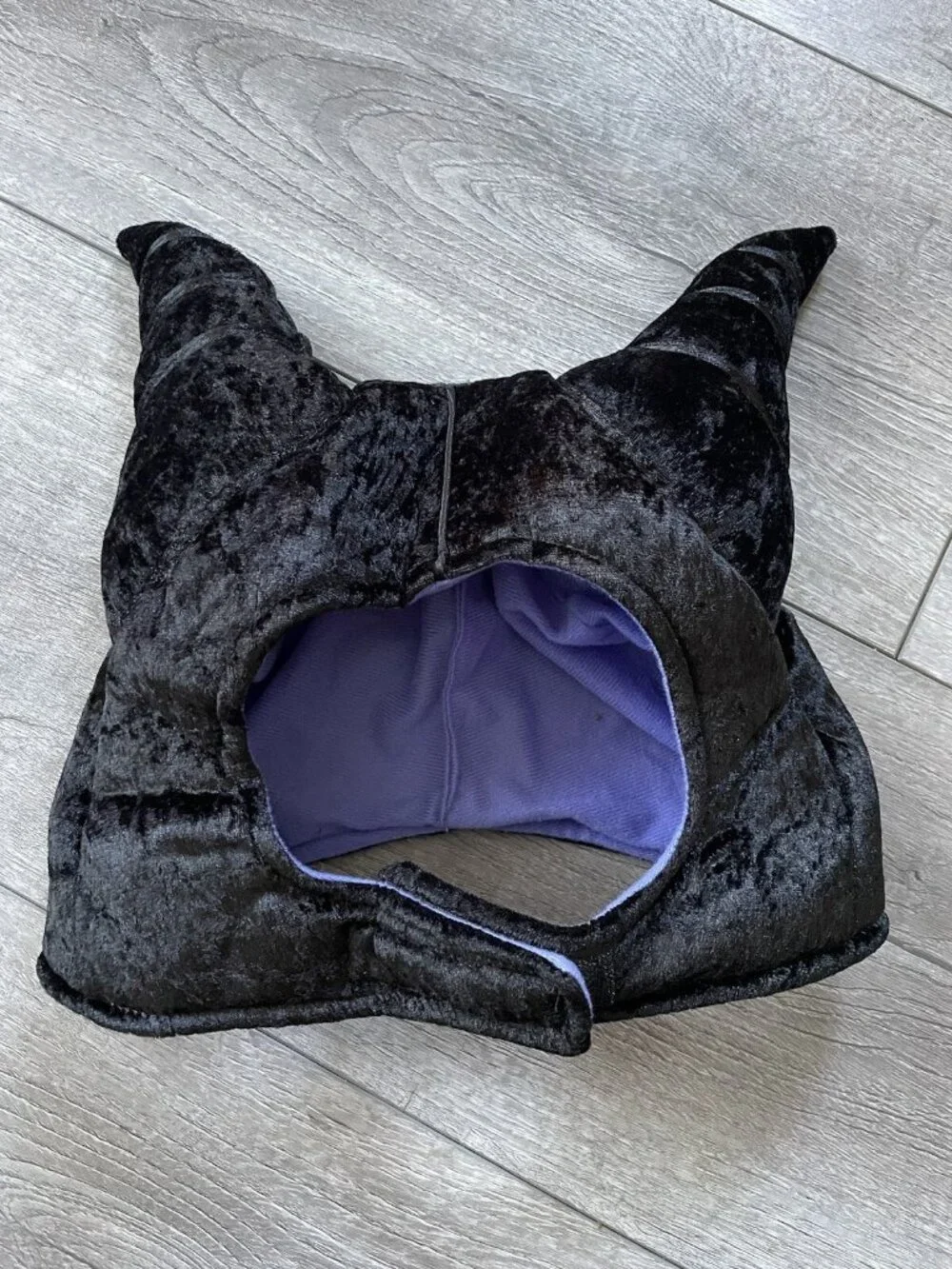 BARK Disney Villains Maleficent Dark Magic Dog Costume XS/S Halloween Outfit